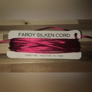 5yds Vintage NOS Silken Cord Gimp fabric Trim Jewelry magenta fuchsia Silk Faroy